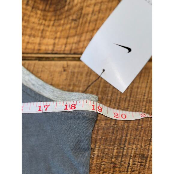 NWT Penn State PRIDE Nike Dri-Fit Gray Rainbow Nittany Lion Tank Top Size Medium - Picture 6 of 7